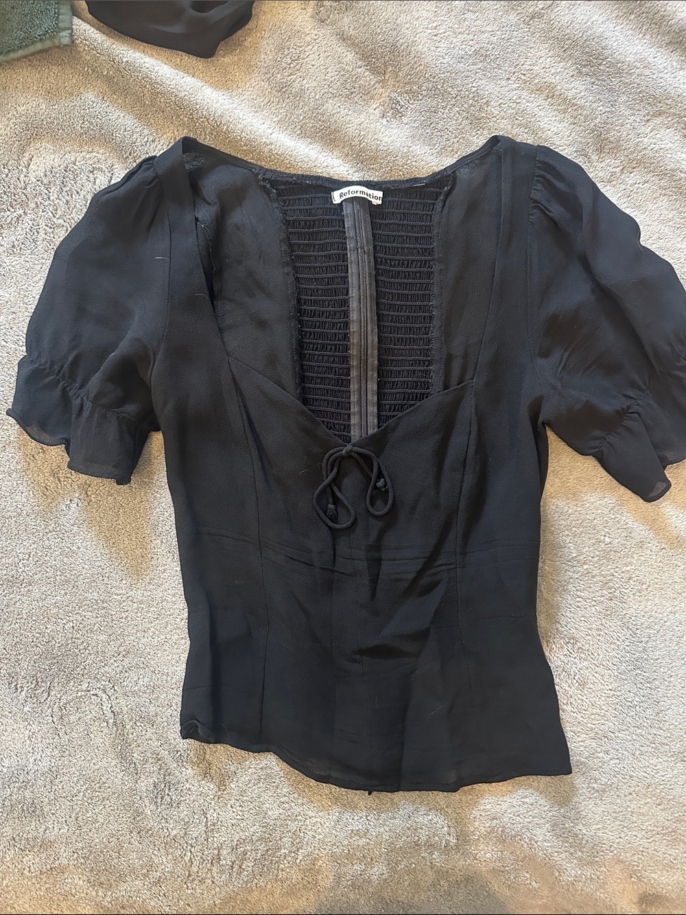 Reformation Puff Sleeve blouse
